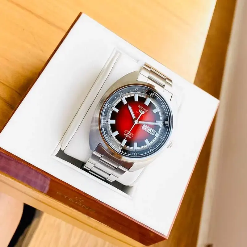 Seiko 5 Sports Turtle Automatic Red Dial Men’s Watch- SRPB17k1